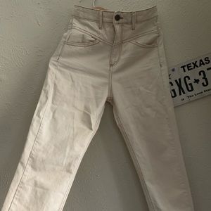 Levi’s styles mom jeans